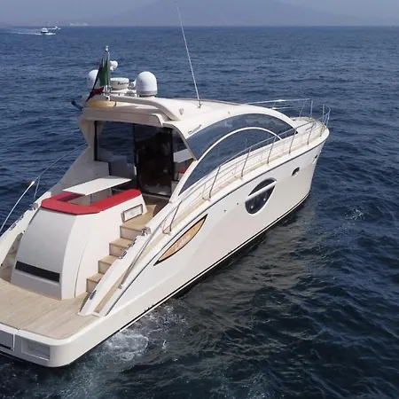 Lakura 55 Bateau-hôtel