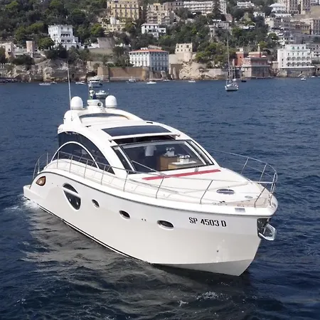 Lakura 55 Bateau-hôtel *